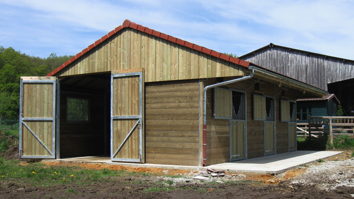 boxes et remise pour chevaux